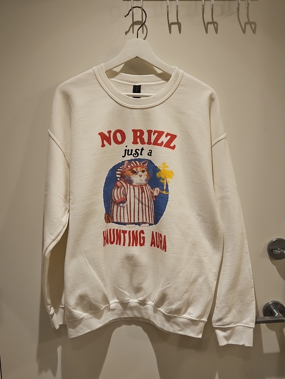 Graphic Print Sweatshirt - L
